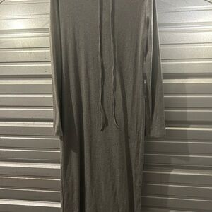 Elegant Gray Maxi Dress